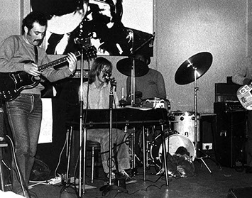 Ronald MacDonald performing with his band